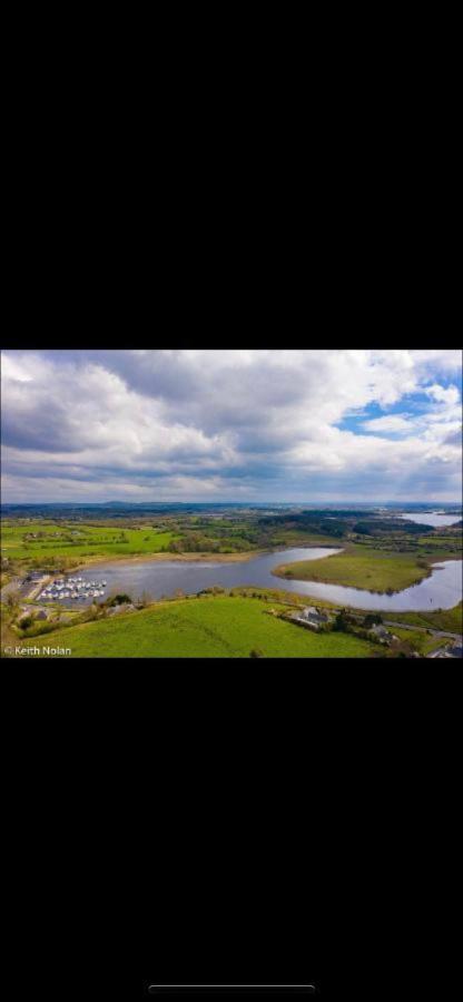 Lough Key Luxury Riverfront Apartment Cootehall Exterior foto
