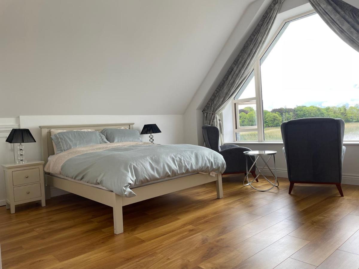 Lough Key Luxury Riverfront Apartment Cootehall Exterior foto